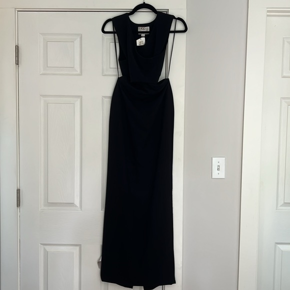 NWT Solace London Open Back Keyhole Black Maxi Dress - Picture 6 of 7